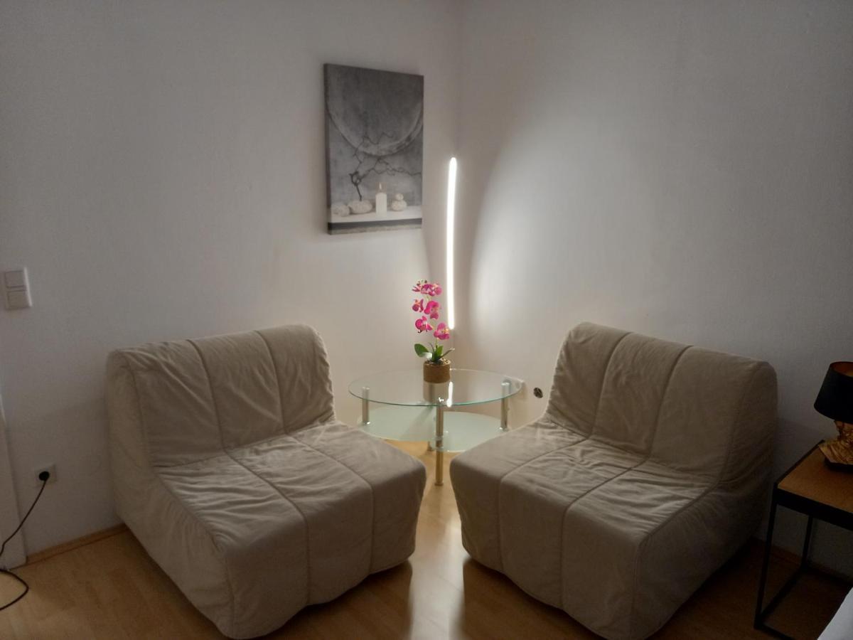 Apartment Near Downtown Вена Экстерьер фото